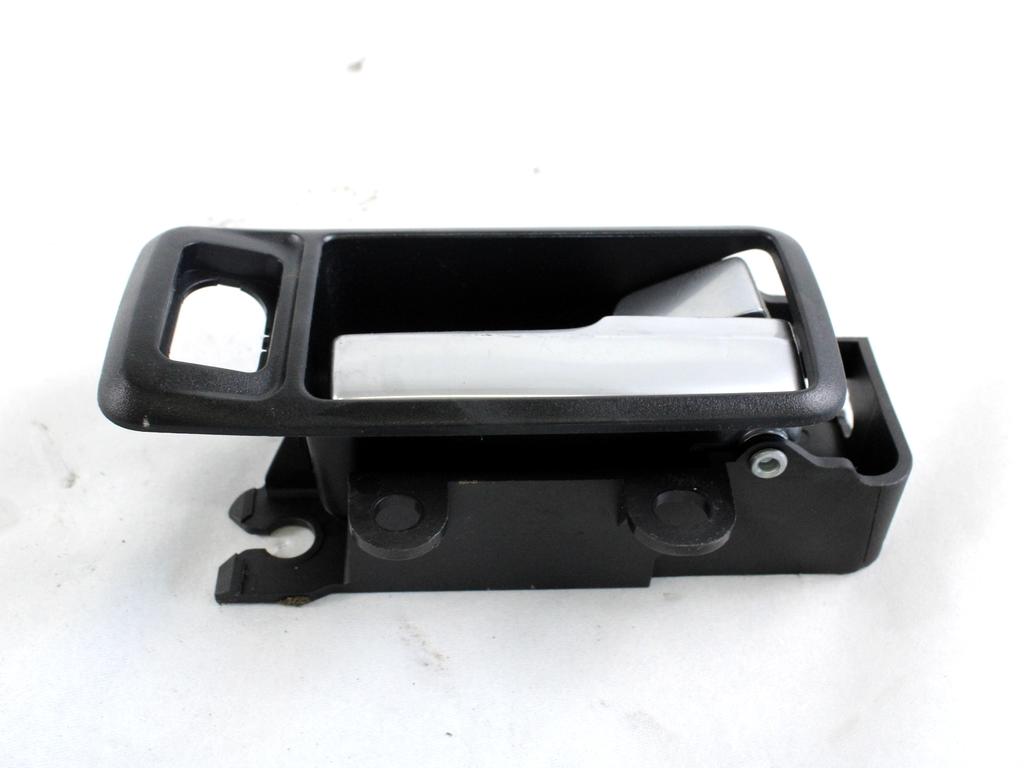 NOTRANJA KLJUKA  OEM N. 3M51-R22600-AA ORIGINAL REZERVNI DEL FORD FOCUS DA HCP DP MK2 R BER/SW (2008 - 2011) DIESEL LETNIK 2008