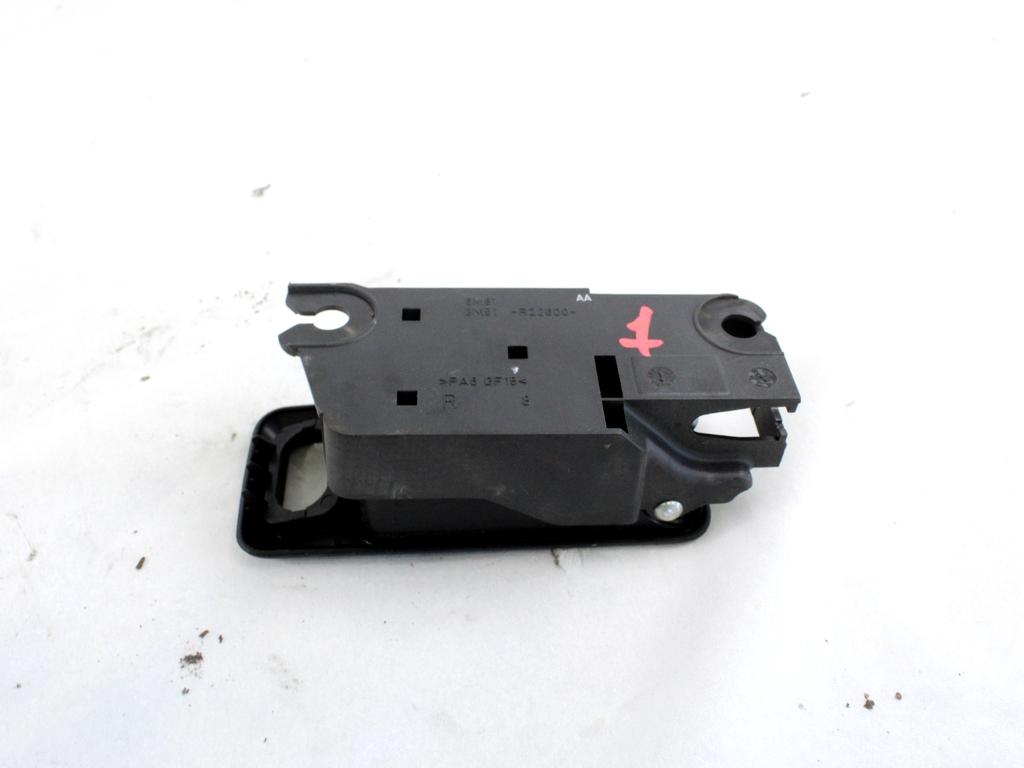 NOTRANJA KLJUKA  OEM N. 3M51-R22600-AA ORIGINAL REZERVNI DEL FORD FOCUS DA HCP DP MK2 R BER/SW (2008 - 2011) DIESEL LETNIK 2008