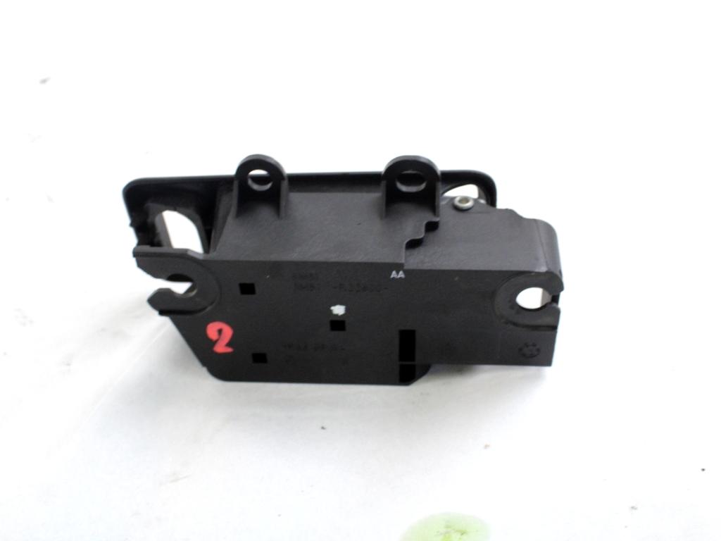 NOTRANJA KLJUKA  OEM N. 3M51-R22600-AA ORIGINAL REZERVNI DEL FORD FOCUS DA HCP DP MK2 R BER/SW (2008 - 2011) DIESEL LETNIK 2008