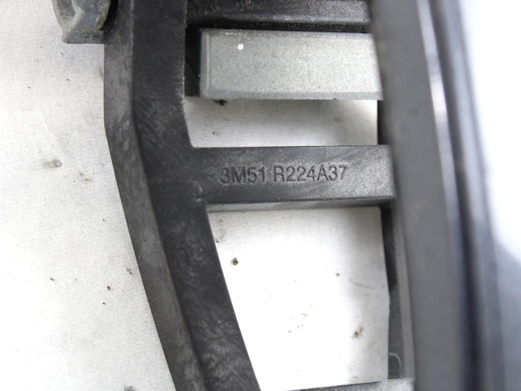 ZUNANJA KLJUKA SPREDNJA DESNA VRATA OEM N. 1305822 ORIGINAL REZERVNI DEL FORD FOCUS DA HCP DP MK2 R BER/SW (2008 - 2011) DIESEL LETNIK 2008