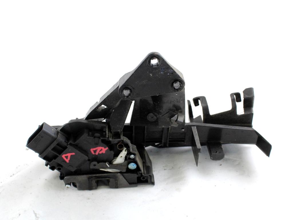 CENTRALNI ZAKLEP SPREDNJIH VRAT  OEM N. 7M5A-R21812-AA ORIGINAL REZERVNI DEL FORD FOCUS DA HCP DP MK2 R BER/SW (2008 - 2011) DIESEL LETNIK 2008