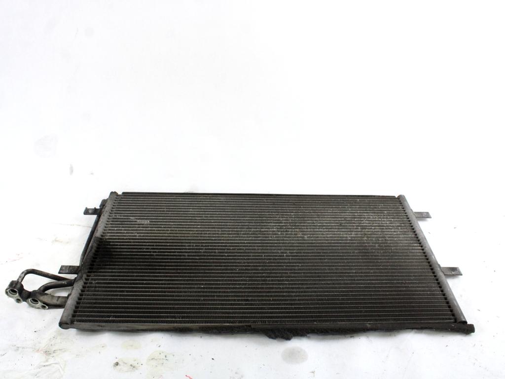 HLADILNIK KLIME OEM N. 3M5H-19710-CC ORIGINAL REZERVNI DEL FORD FOCUS DA HCP DP MK2 R BER/SW (2008 - 2011) DIESEL LETNIK 2008