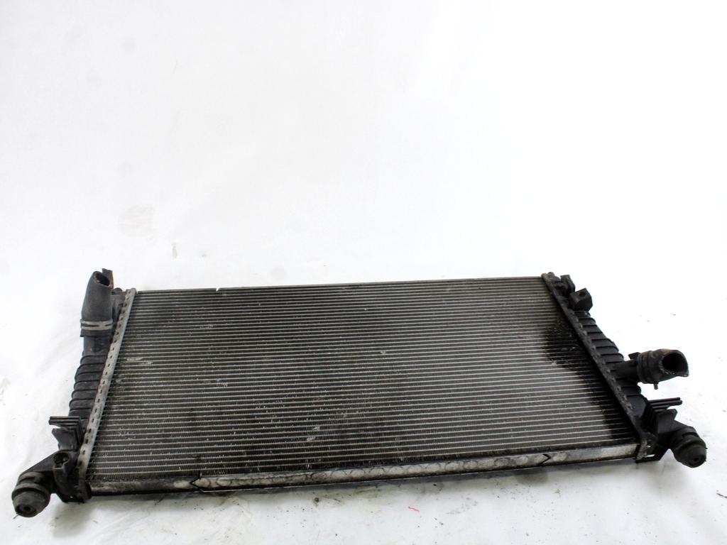 RADIATOR VODE OEM N. 1357325 ORIGINAL REZERVNI DEL FORD FOCUS DA HCP DP MK2 R BER/SW (2008 - 2011) DIESEL LETNIK 2008