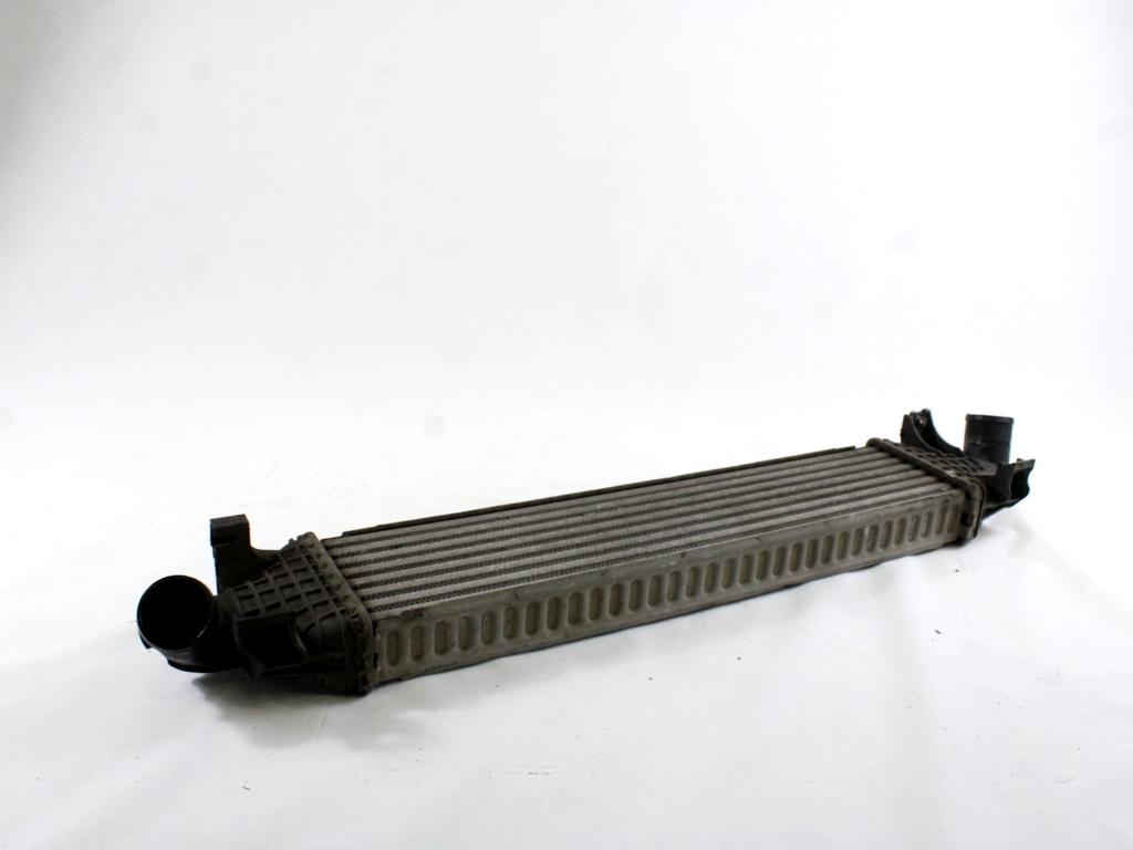 HLADILNIK INTERCOOLER OEM N. 1353523 ORIGINAL REZERVNI DEL FORD FOCUS DA HCP DP MK2 R BER/SW (2008 - 2011) DIESEL LETNIK 2008