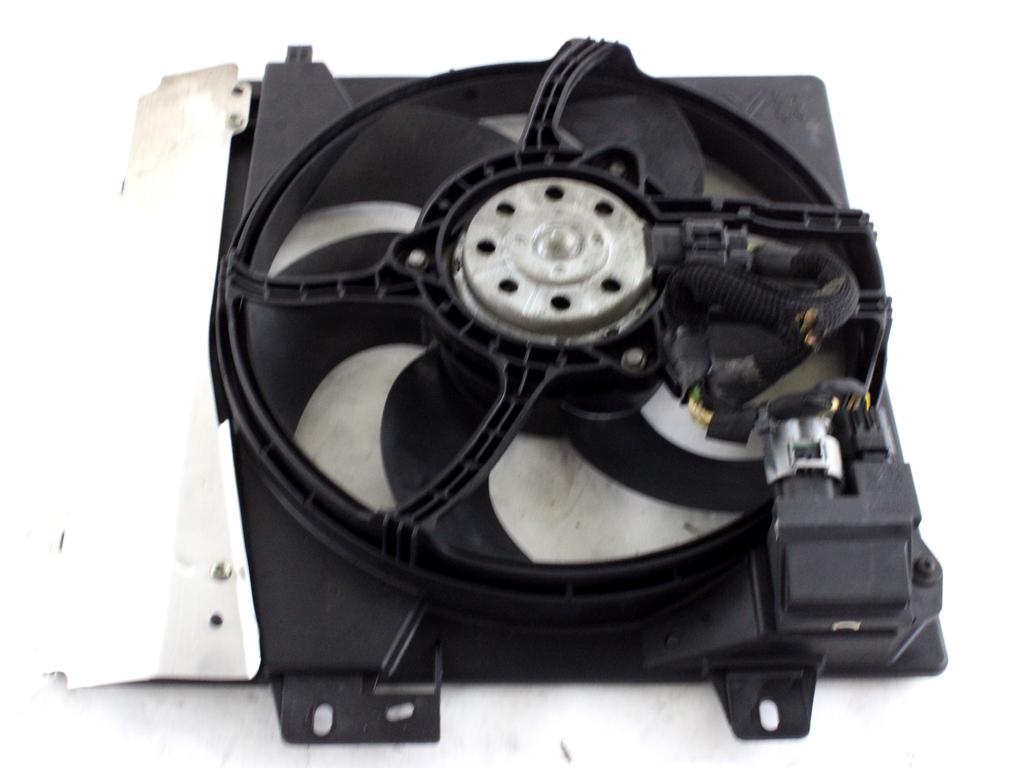 VENTILATOR HLADILNIKA OEM N. 9653804080 ORIGINAL REZERVNI DEL CITROEN C2 (2004 - 2009) DIESEL LETNIK 2006