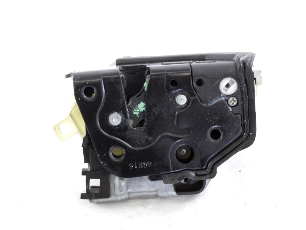 CENTRALNI ZAKLEP SPREDNJIH VRAT  OEM N. 8J1837016F ORIGINAL REZERVNI DEL AUDI A6 C7 BER/SW/ALLROAD (2011 - 2018)DIESEL LETNIK 2017