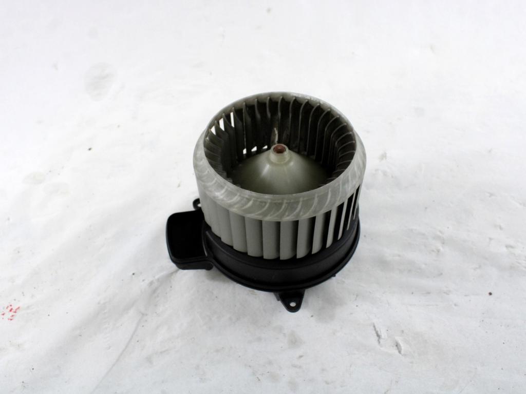 VENTILATOR  KABINE  OEM N. 4H1820021C ORIGINAL REZERVNI DEL AUDI A6 C7 BER/SW/ALLROAD (2011 - 2018)DIESEL LETNIK 2017