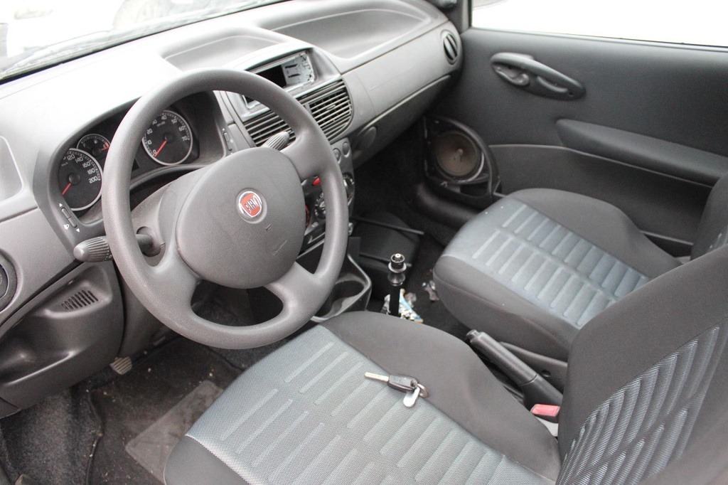 FIAT PUNTO 1.2 B 44KW 5M 3P (2010) RICAMBI IN MAGAZZINO