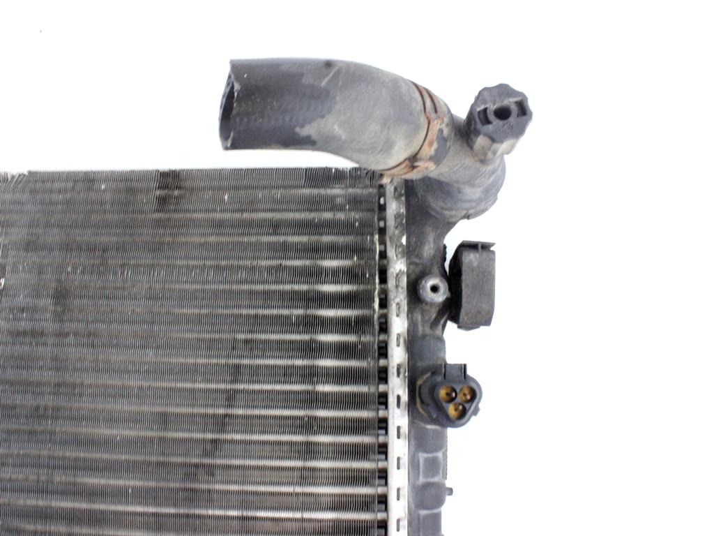 RADIATOR VODE OEM N. 6Q0121253Q ORIGINAL REZERVNI DEL VOLKSWAGEN POLO 9N (10/2001 - 2005) BENZINA LETNIK 2002