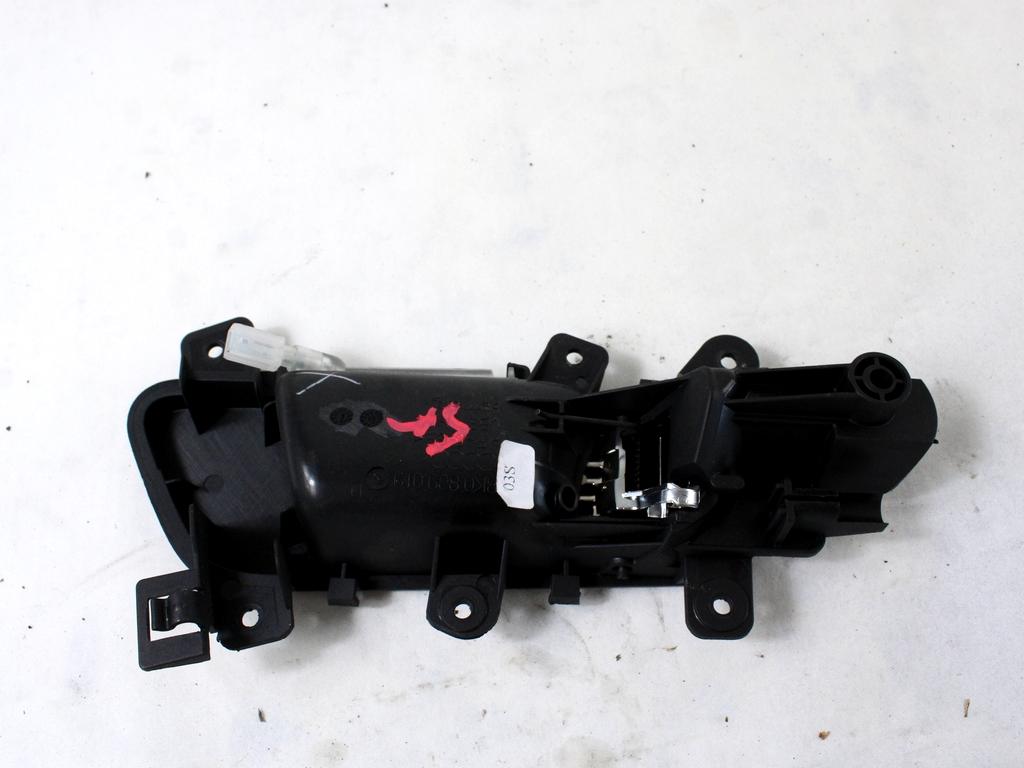 NOTRANJA KLJUKA  OEM N. 8K0839019E ORIGINAL REZERVNI DEL AUDI A4 B8 8K2 BER/SW/CABRIO (2007 - 11/2015) DIESEL LETNIK 2009