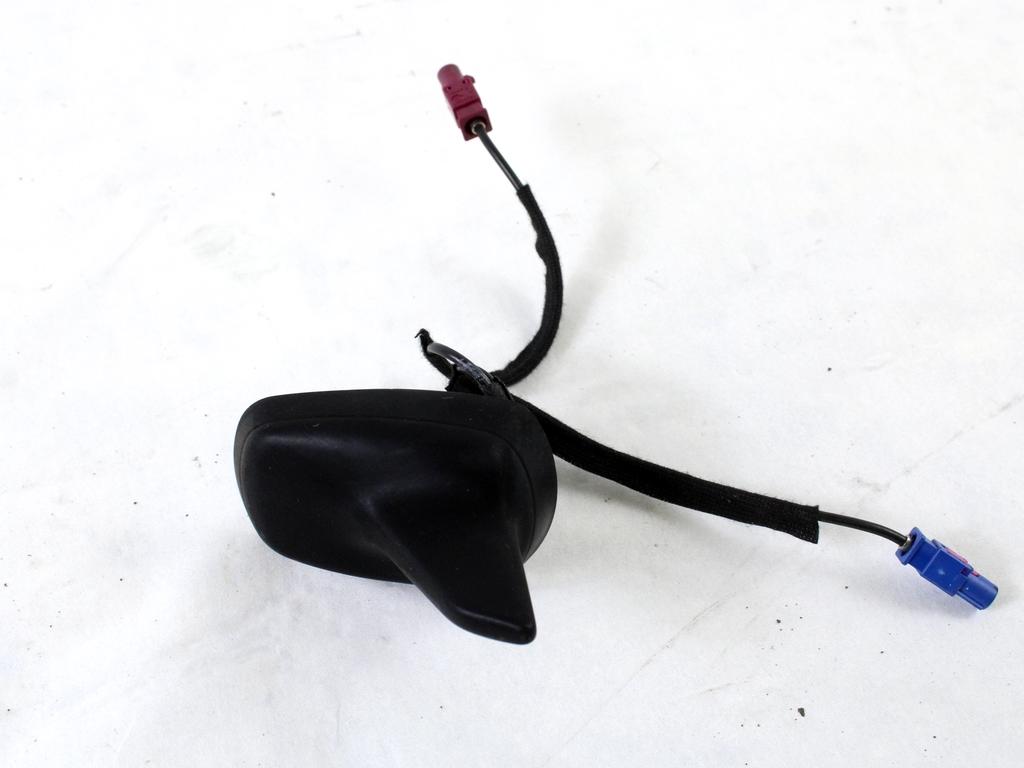 ANTENA ZA NAVIGACIJO / GPS OEM N. 8K9035503A ORIGINAL REZERVNI DEL AUDI A4 B8 8K2 BER/SW/CABRIO (2007 - 11/2015) DIESEL LETNIK 2009