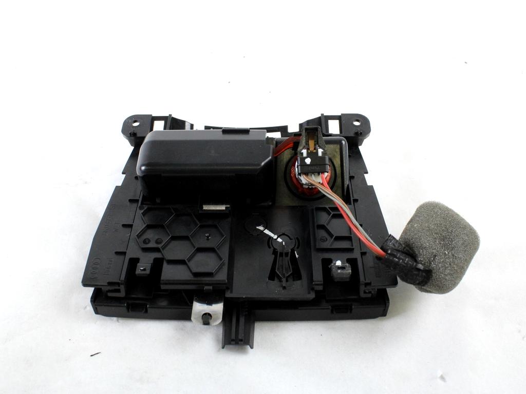 PEPELNIK / DRZALA ZA PIJACO OEM N. 8K0857951 ORIGINAL REZERVNI DEL AUDI A4 B8 8K2 BER/SW/CABRIO (2007 - 11/2015) DIESEL LETNIK 2009