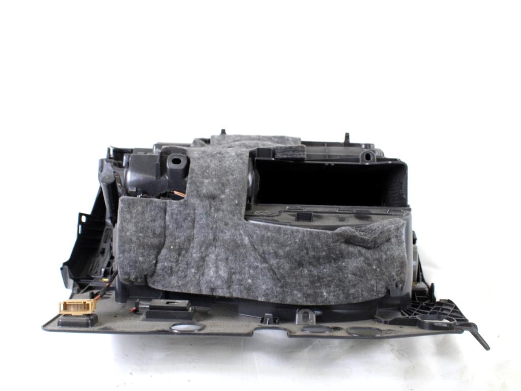 PREDAL ZA DOKUMENTE OEM N. 8K1857035C6PS ORIGINAL REZERVNI DEL AUDI A4 B8 8K2 BER/SW/CABRIO (2007 - 11/2015) DIESEL LETNIK 2009