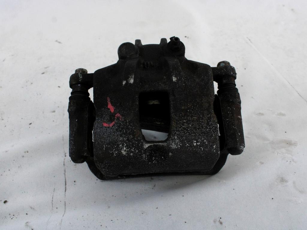 SPREDNJE LEVE ZAVORNE CELJUSTI  OEM N. 581101J600 ORIGINAL REZERVNI DEL HYUNDAI I20 PB PBT MK1 (2008 - 2012)BENZINA/GPL LETNIK 2010