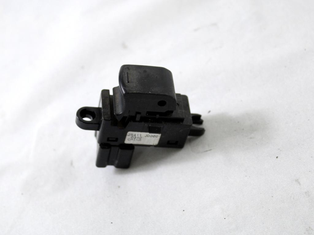 STIKALO SPREDNJIH DESNIH SIP OEM N. 25411JD000 ORIGINAL REZERVNI DEL NISSAN QASHQAI J10E (03/2010 - 2013) DIESEL LETNIK 2010