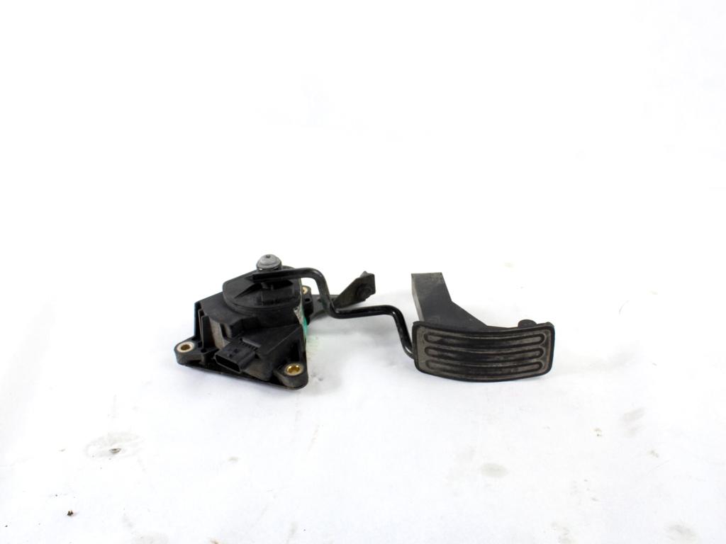 PEDALI OEM N. 18002BR65A ORIGINAL REZERVNI DEL NISSAN QASHQAI J10E (03/2010 - 2013) DIESEL LETNIK 2010