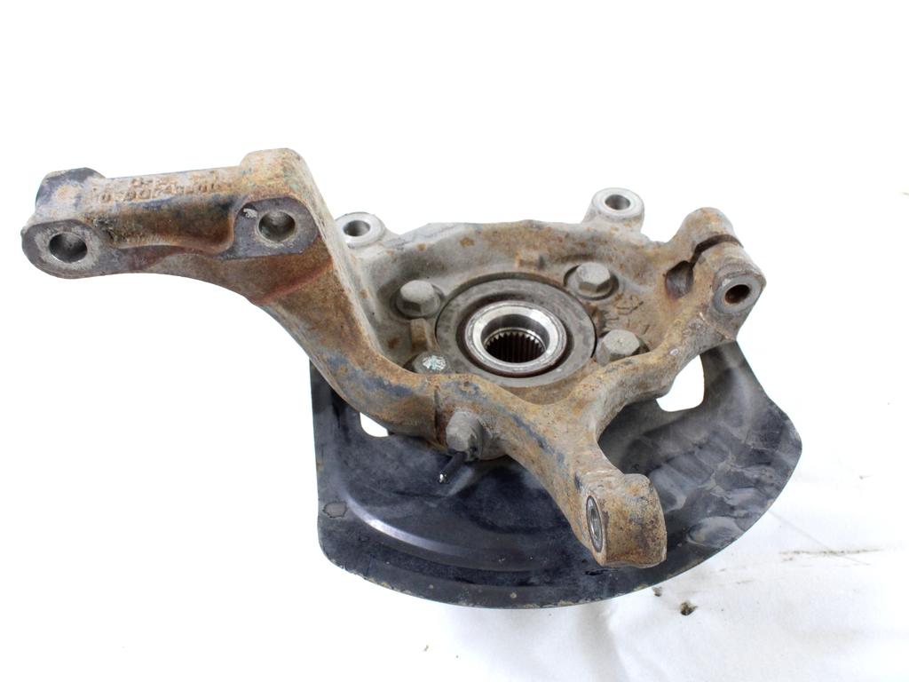 LEVI VRTLJIVI LEZAJ / PESTO KOLESA Z LEZAJEM SPREDAJ OEM N. 40015JD000 ORIGINAL REZERVNI DEL NISSAN QASHQAI J10E (03/2010 - 2013) DIESEL LETNIK 2010