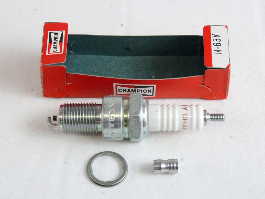 VZIGALNE TULJAVE OEM N. N63Y ORIGINAL REZERVNI DEL MASERATI BITURBO 222 4V (1991-1994) LETNIK 1991