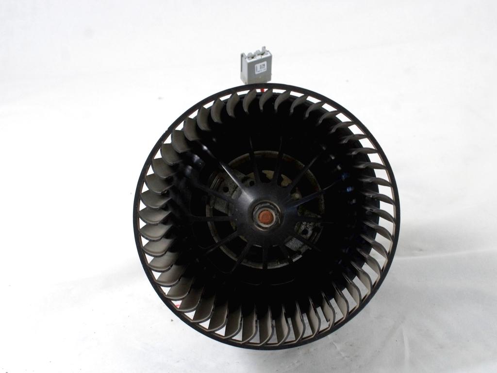 VENTILATOR  KABINE  OEM N. AV6N-18456-AA ORIGINAL REZERVNI DEL FORD CMAX GRAND CMAX MK2 DXA-CB7 DXA-CEU (2010 - 03/2015) DIESEL LETNIK 2015