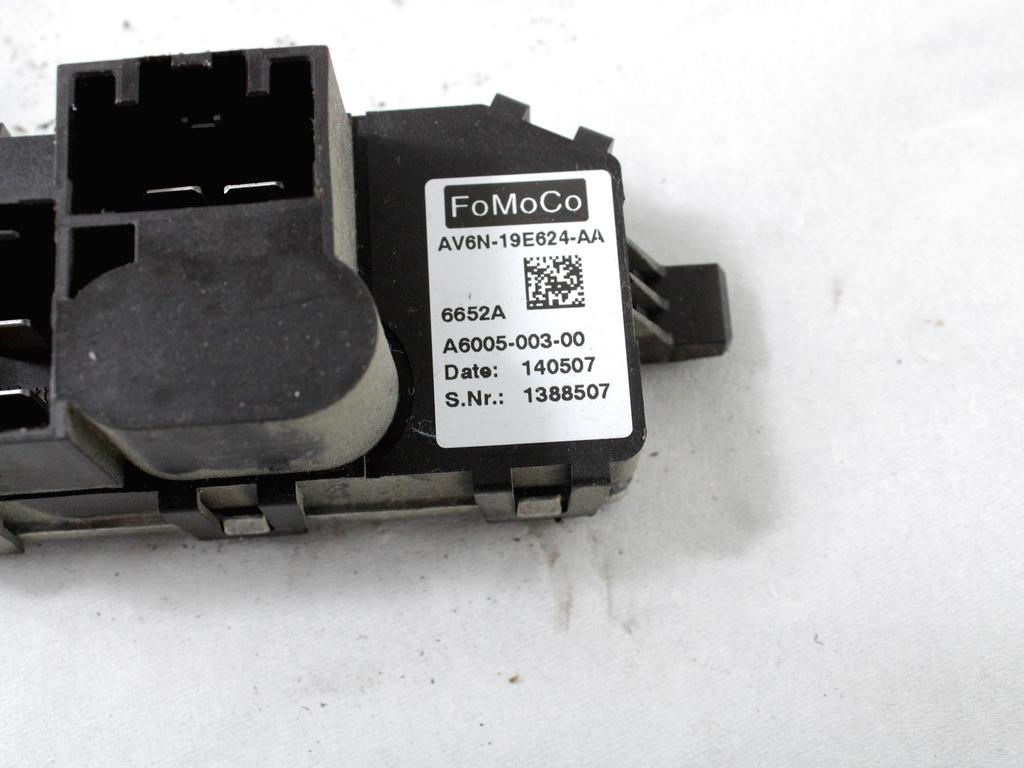 REGULATOR PREZRACEVANJA OEM N. AV6N-19E624-AA ORIGINAL REZERVNI DEL FORD CMAX GRAND CMAX MK2 DXA-CB7 DXA-CEU (2010 - 03/2015) DIESEL LETNIK 2015