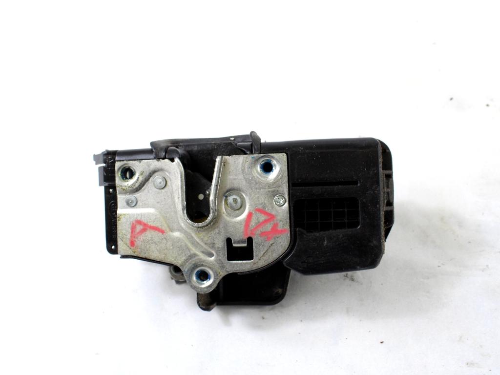 CENTRALNI ZAKLEP SPREDNJIH VRAT  OEM N. 96624245 ORIGINAL REZERVNI DEL CHEVROLET CAPTIVA MK1 C100 (2006 - 2011) DIESEL LETNIK 2008