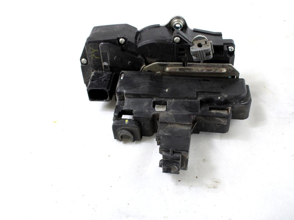 CENTRALNA KLJUCAVNICA ZADJIH LEVIH VRAT OEM N. 96624175 ORIGINAL REZERVNI DEL CHEVROLET CAPTIVA MK1 C100 (2006 - 2011) DIESEL LETNIK 2008