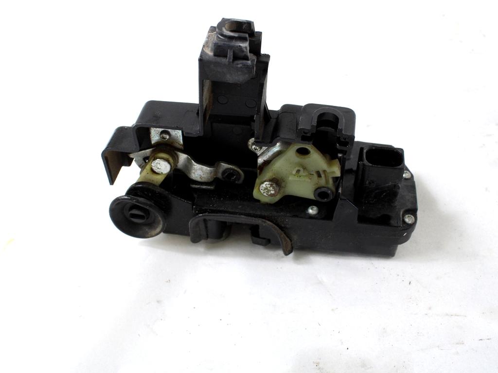 CENTRALNO ZAKLEPANJE ZADNJIH DESNIH VRAT OEM N. 96624176 ORIGINAL REZERVNI DEL CHEVROLET CAPTIVA MK1 C100 (2006 - 2011) DIESEL LETNIK 2008