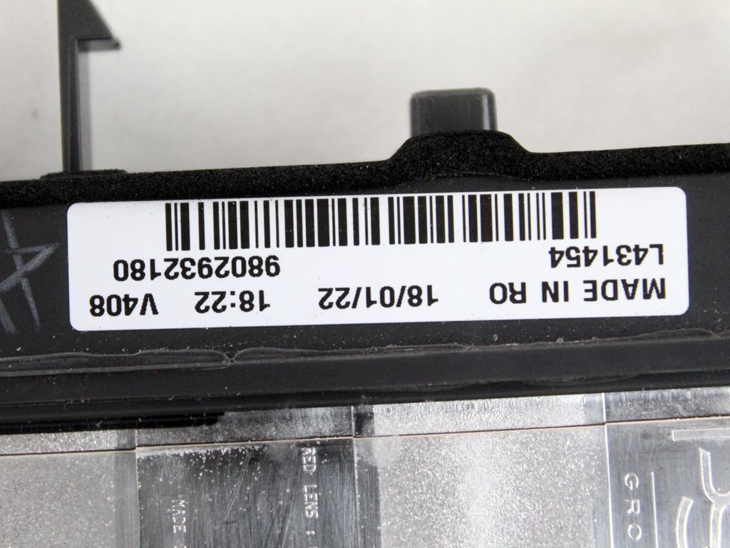 TRETJA ZAVORNA LUC OEM N. 9802932180 ORIGINAL REZERVNI DEL DS DS4 D41 MK2 (DAL 2021)IBRIDO (ELETRICO-BENZINA) LETNIK 2022