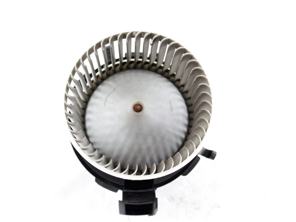 VENTILATOR  KABINE  OEM N. 77364885 ORIGINAL REZERVNI DEL FIAT 500 CINQUECENTO 312 MK3 (2007 - 2015) BENZINA LETNIK 2010