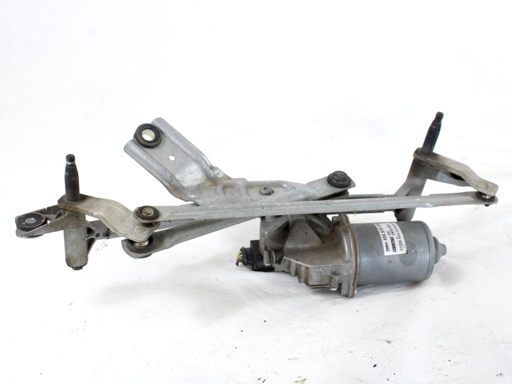 MOTORCEK PREDNJIH BRISALCEV OEM N. 52036095 ORIGINAL REZERVNI DEL FIAT PUNTO 199 MK3 (2011 - 2017)BENZINA LETNIK 2016