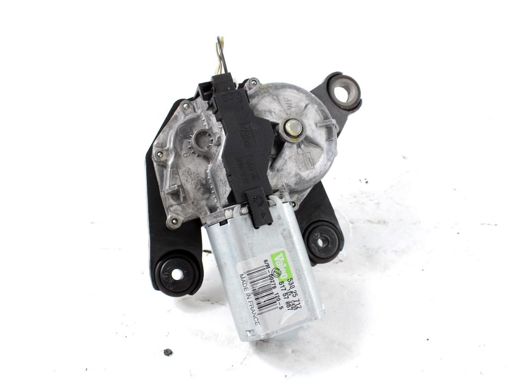 MOTORCEK ZADNJEGA BRISALCA OEM N. 51757867 ORIGINAL REZERVNI DEL FIAT PUNTO 199 MK3 (2011 - 2017)BENZINA LETNIK 2016