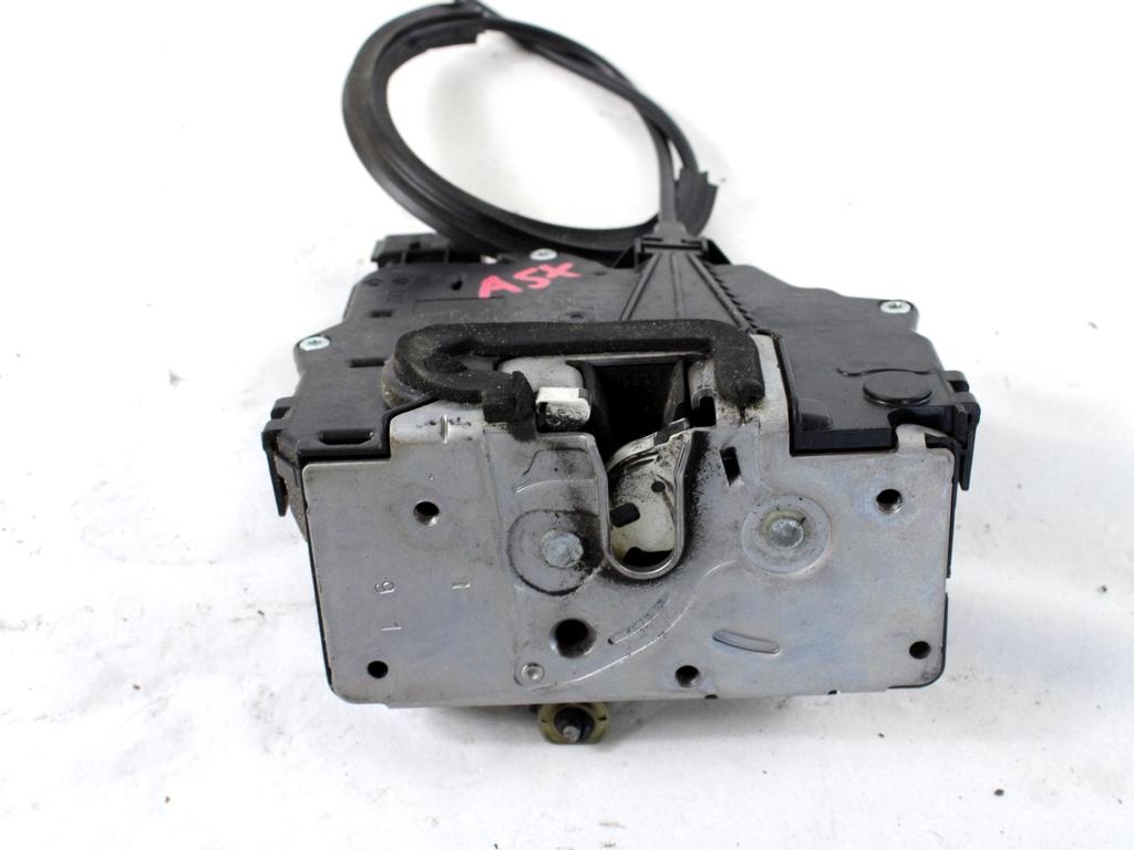 CENTRALNO ZAKLEPANJE PREDNIH LEVIH VRAT OEM N. 51905686 ORIGINAL REZERVNI DEL FIAT PUNTO 199 MK3 (2011 - 2017)BENZINA LETNIK 2016