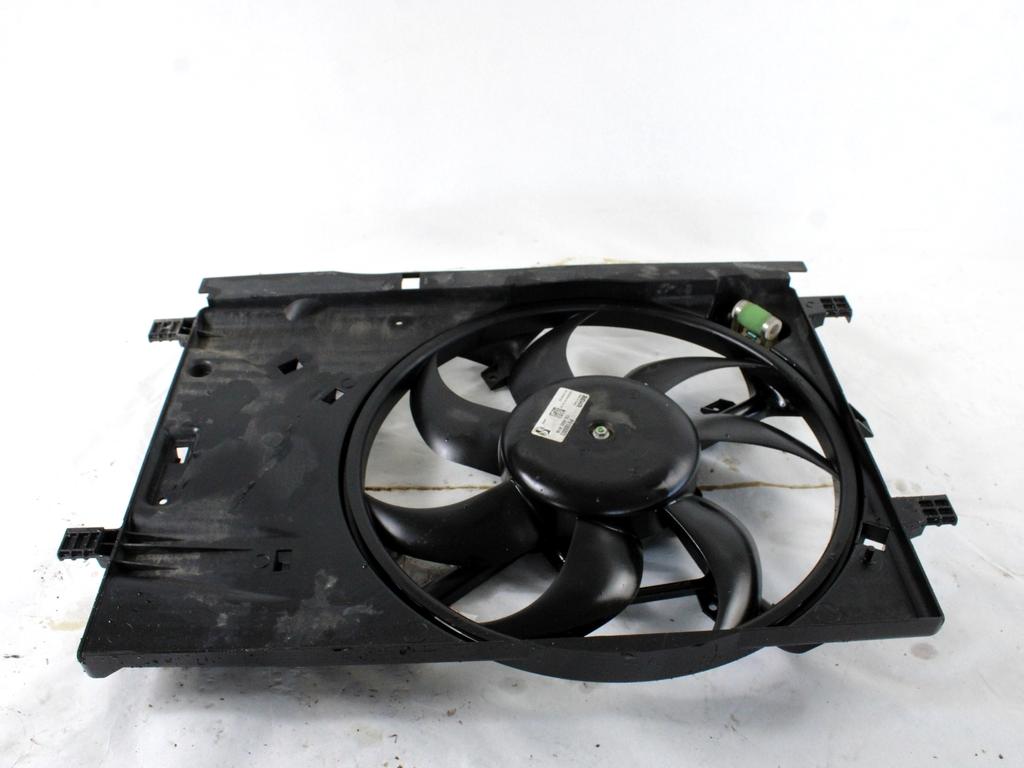 VENTILATOR HLADILNIKA OEM N. 51878035 ORIGINAL REZERVNI DEL FIAT PUNTO 199 MK3 (2011 - 2017)BENZINA LETNIK 2016