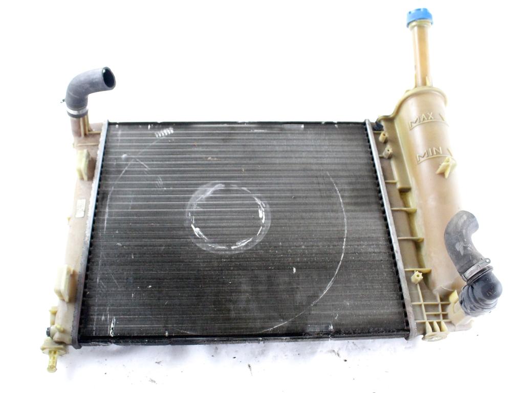 RADIATOR VODE OEM N. 51934449 ORIGINAL REZERVNI DEL FIAT 500 CINQUECENTO 312 MK3 (2007 - 2015) BENZINA LETNIK 2010