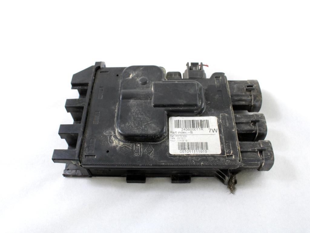 KONTROLNA ENOTA AKUMULATORJA  OEM N. 243800011R ORIGINAL REZERVNI DEL RENAULT MEGANE MK3 BZ0/1 B3 DZ0/1 KZ0/1 BER/SPORTOUR/ESTATE (2009 - 2015) DIESEL LETNIK 2011