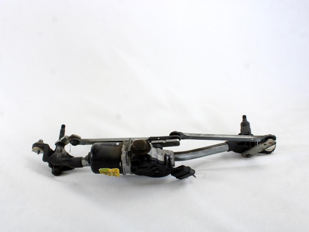 MOTORCEK PREDNJIH BRISALCEV OEM N. 288100941R ORIGINAL REZERVNI DEL RENAULT MEGANE MK3 BZ0/1 B3 DZ0/1 KZ0/1 BER/SPORTOUR/ESTATE (2009 - 2015) DIESEL LETNIK 2011