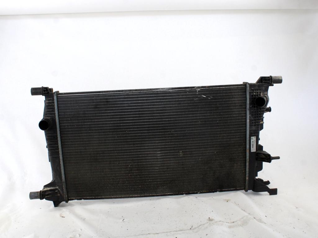 RADIATOR VODE OEM N. 214105150R ORIGINAL REZERVNI DEL RENAULT MEGANE MK3 BZ0/1 B3 DZ0/1 KZ0/1 BER/SPORTOUR/ESTATE (2009 - 2015) DIESEL LETNIK 2011