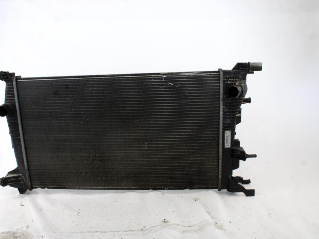 RADIATOR VODE OEM N. 214105150R ORIGINAL REZERVNI DEL RENAULT MEGANE MK3 BZ0/1 B3 DZ0/1 KZ0/1 BER/SPORTOUR/ESTATE (2009 - 2015) DIESEL LETNIK 2011