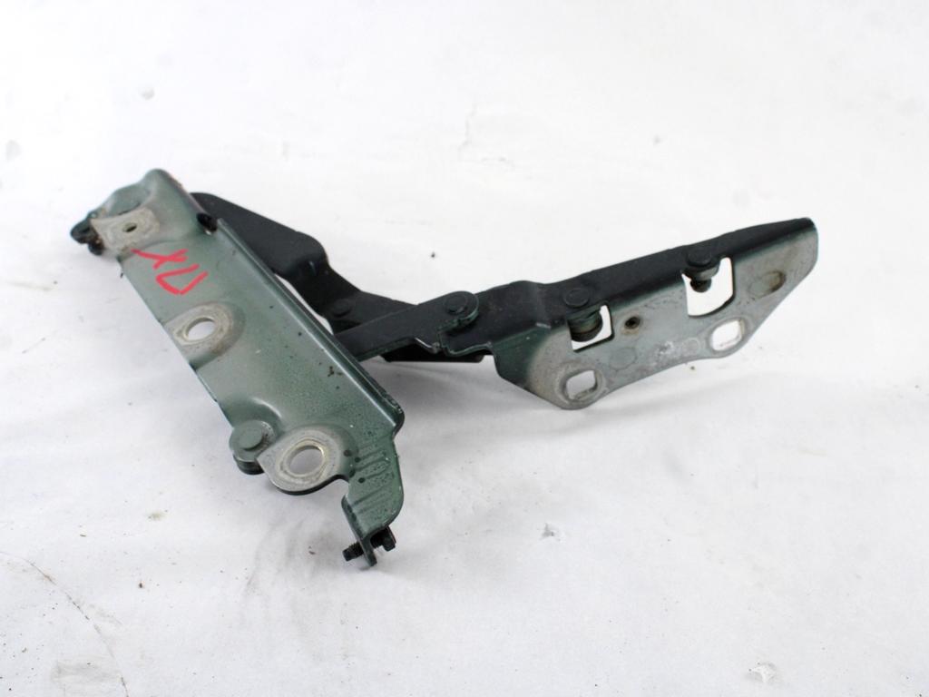 PANTI POKROVA MOTORJA OEM N. C2Z23423 ORIGINAL REZERVNI DEL JAGUAR XF X250 MK1 (2008 - 2011)BENZINA LETNIK 2009