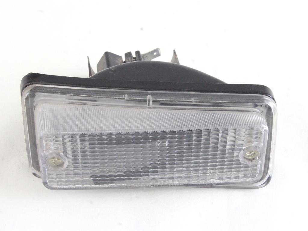 SPREDNJI INDIKATOR OEM N. 7671383 ORIGINAL REZERVNI DEL FIAT 126 (1972 - 1991)BENZINA LETNIK 1977