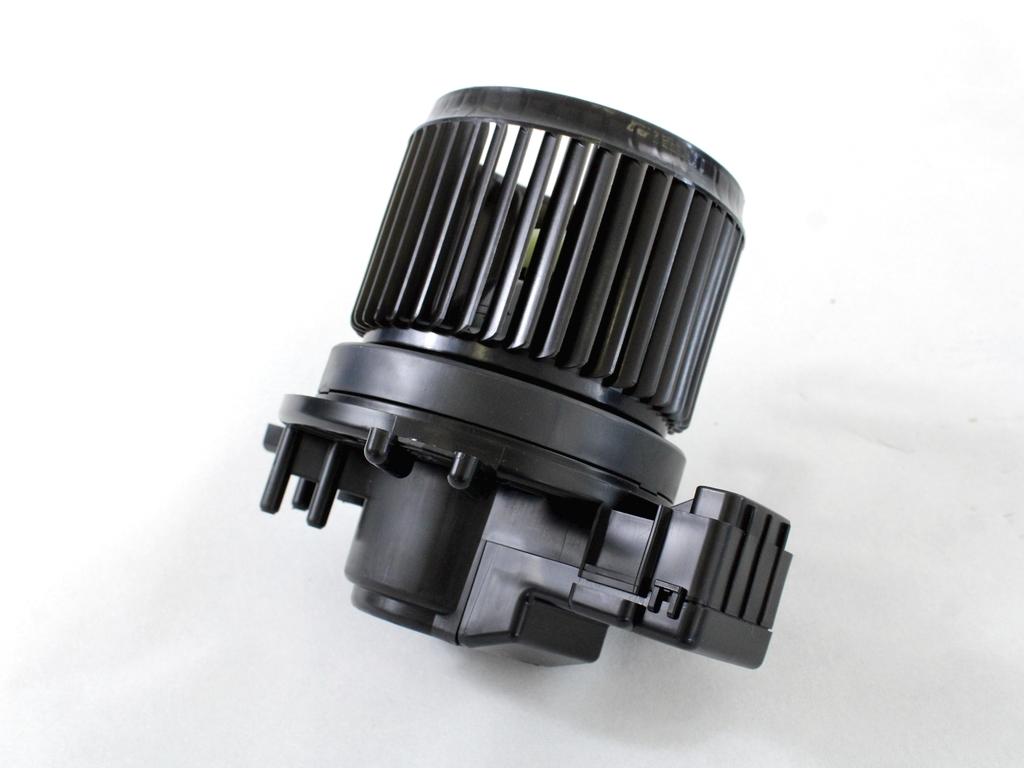 VENTILATOR  KABINE  OEM N. 7415062R00000 ORIGINAL REZERVNI DEL SUZUKI IGNIS MF MK3 (2016 - 2020)BENZINA LETNIK 2019