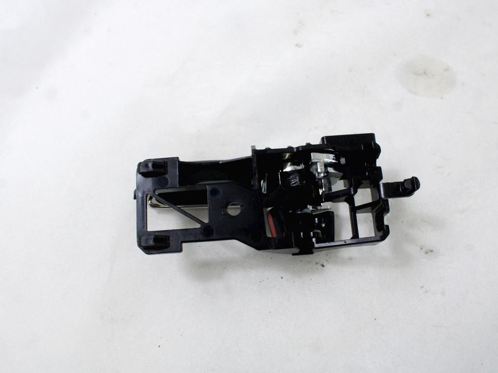 NOTRANJA KLJUKA  OEM N. 8311063JC0C48 ORIGINAL REZERVNI DEL SUZUKI IGNIS MF MK3 (2016 - 2020)BENZINA LETNIK 2019