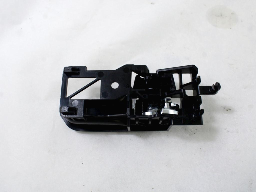 NOTRANJA KLJUKA  OEM N. 8313063JC0C48 ORIGINAL REZERVNI DEL SUZUKI IGNIS MF MK3 (2016 - 2020)BENZINA LETNIK 2019