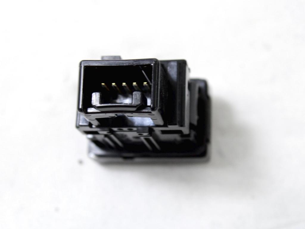 GLAVNO STIKALO LUCI OEM N. 3518081P00000 ORIGINAL REZERVNI DEL SUZUKI IGNIS MF MK3 (2016 - 2020)BENZINA LETNIK 2019