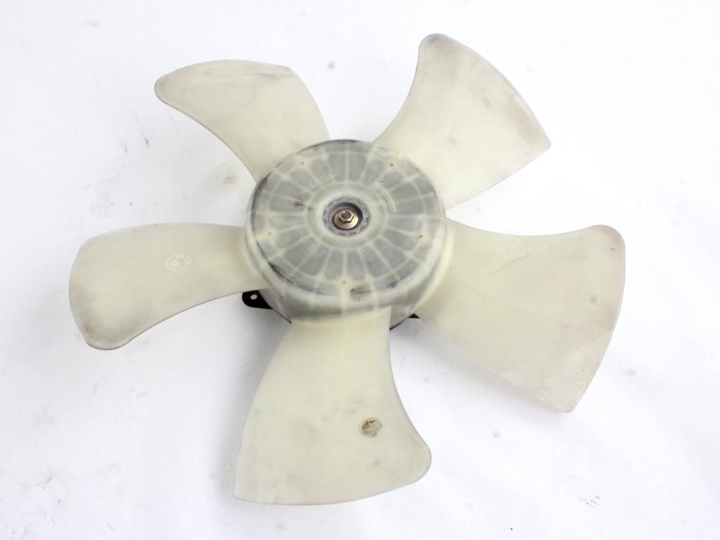 VENTILATOR HLADILNIKA OEM N. 16363-0G050 ORIGINAL REZERVNI DEL TOYOTA YARIS P1 MK1 R (2003 - 2005)DIESEL LETNIK 2005