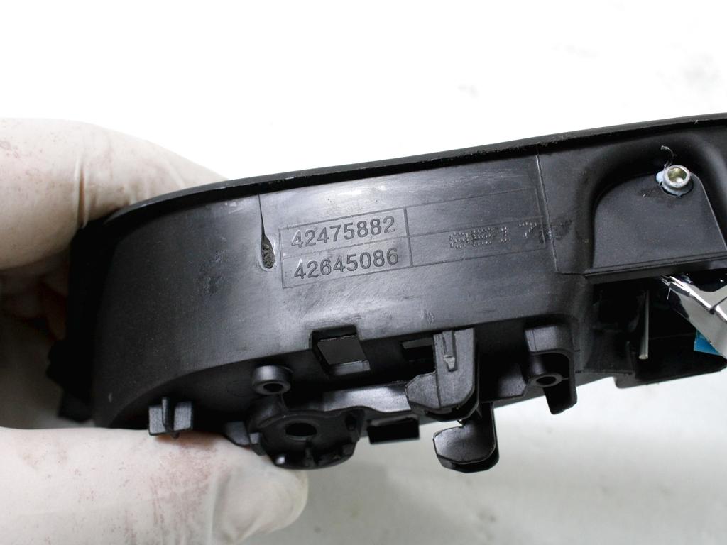 NOTRANJA KLJUKA  OEM N. 42475882 ORIGINAL REZERVNI DEL OPEL KARL C16 (2015 - 2019)BENZINA/GPL LETNIK 2018