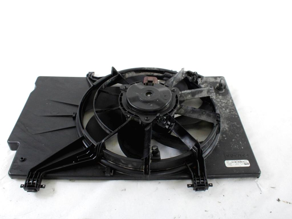 VENTILATOR HLADILNIKA OEM N. 8V51-8C607-CG ORIGINAL REZERVNI DEL FORD FIESTA CB1 CNN MK6 (09/2008 - 11/2012) DIESEL LETNIK 2010