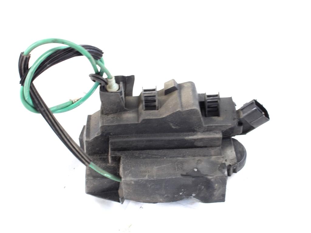 CENTRALNI ZAKLEP SPREDNJIH VRAT  OEM N. 51708420 ORIGINAL REZERVNI DEL FIAT IDEA 350 (2003 - 2008) BENZINA LETNIK 2004