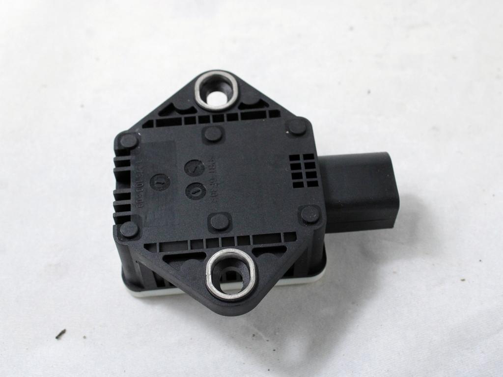 ESP OEM N. 8K0907637A ORIGINAL REZERVNI DEL AUDI A4 B8 8K2 BER/SW/CABRIO (2007 - 11/2015) DIESEL LETNIK 2008