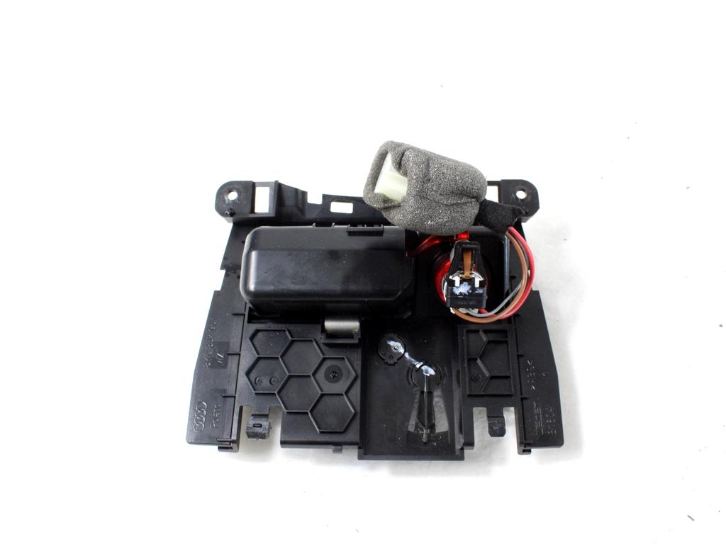 PEPELNIK / DRZALA ZA PIJACO OEM N. 8K0857951 ORIGINAL REZERVNI DEL AUDI A4 B8 8K2 BER/SW/CABRIO (2007 - 11/2015) DIESEL LETNIK 2008